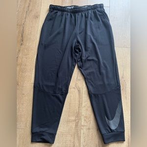 NIKE Men’s Joggers